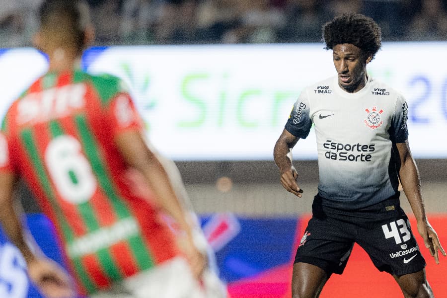 Corinthians empata com Lusa no retorno ao Pacaembu