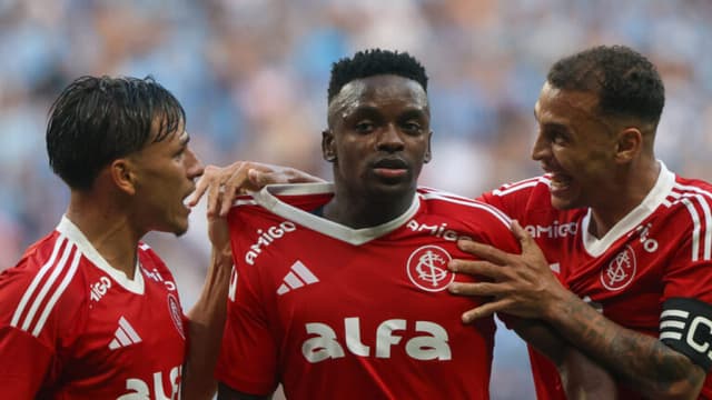 Inter vence GreNal 445 e larga em vantagem na final do Gaúcho