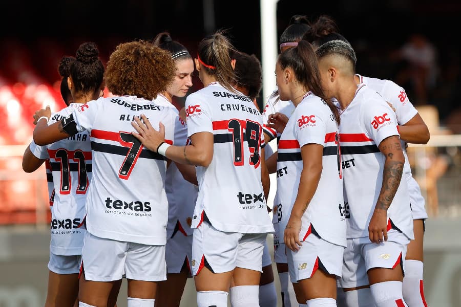 São Paulo quebra hegemonia do Corinthians e conquista Supercopa feminina