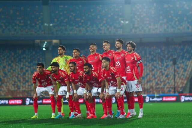 Al-Ahly protesta contra arbitragem em clássico no Egito e perde por WO