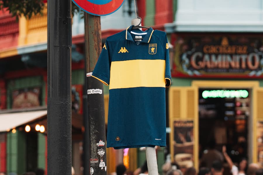 Xeneizes: por que Genoa lançou camisa em homenagem ao Boca