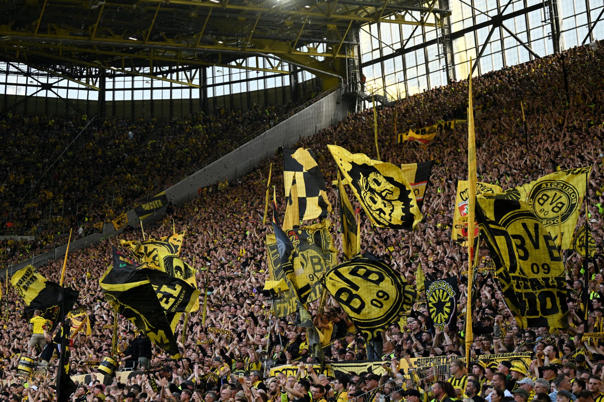 Quais as maiores médias de público da Europa na temporada 2024/25