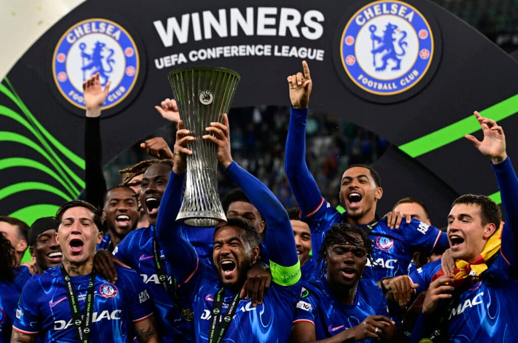 Chelsea vence seu 10º título internacional; veja os maiores campeões
