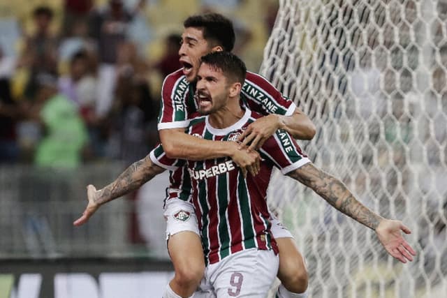 Fluminense marca nos acréscimos e bate o lanterna Sport
