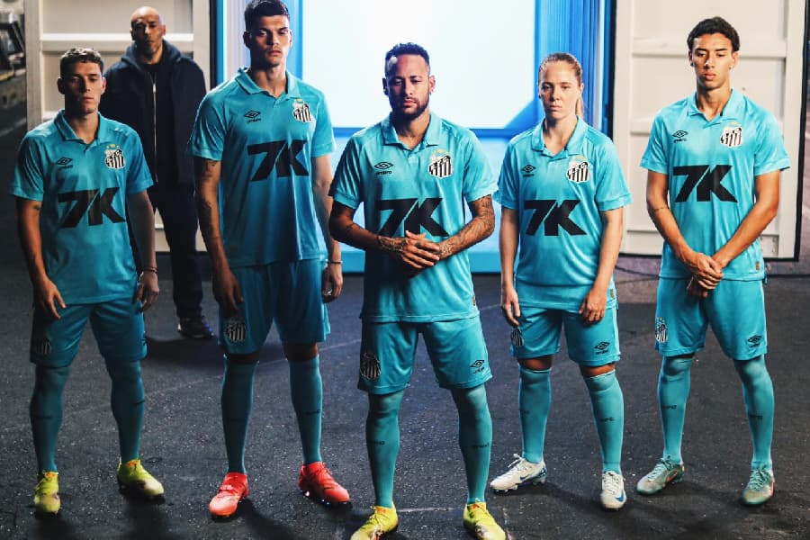 Patrocínio de Neymar motivou exclusão de vídeo da camisa azul do Santos