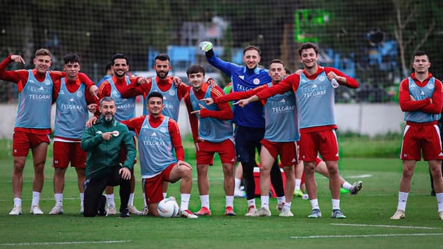 Onde assistir Antalyaspor e Konyaspor ao vivo: Confronto pela 32ª rodada da Süper Lig