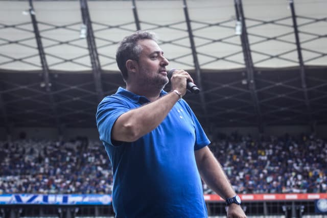 Alexandre Mattos no Santos; relembre suas 183 contratações por outros clubes