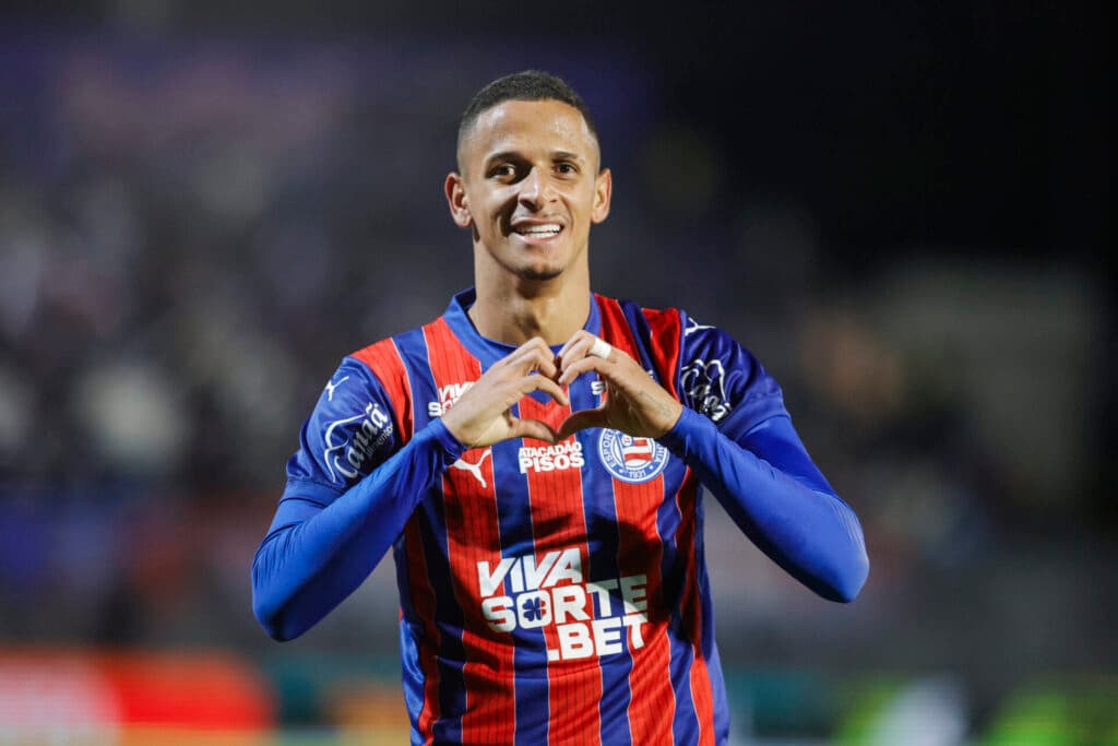 Bahia triunfa contra o Bragantino fora e vai ao G-6 do Brasileirão