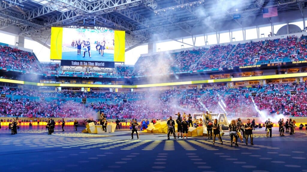 A festa no Hard Rock Stadium, em Miami, na abertura do Mundial de Clubes - Alexandre Battibugli/PLACAR
