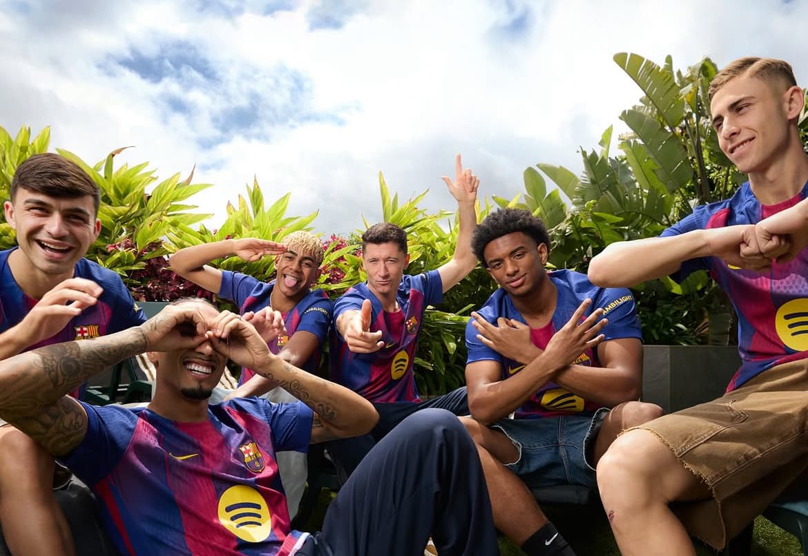 Barcelona lança novo uniforme: ‘Essa tem cheiro de Champions’