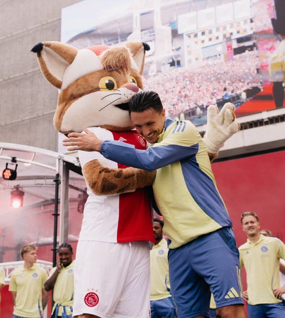 Ajax x Benfica: onde assistir, horário e escalações na Champions League