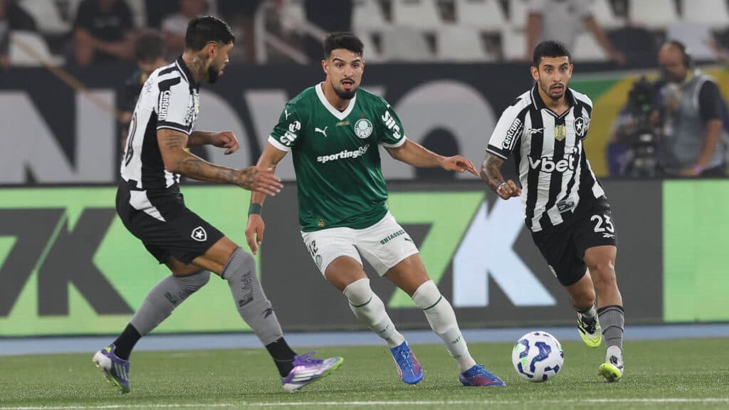 Qual foi o último jogo sem estrangeiros no Brasileirão?