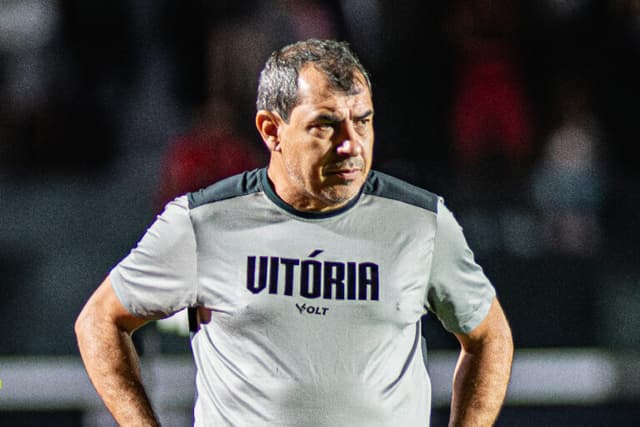 Carille fora do Vitória; veja todos os técnicos demitidos no Brasileirão 2025