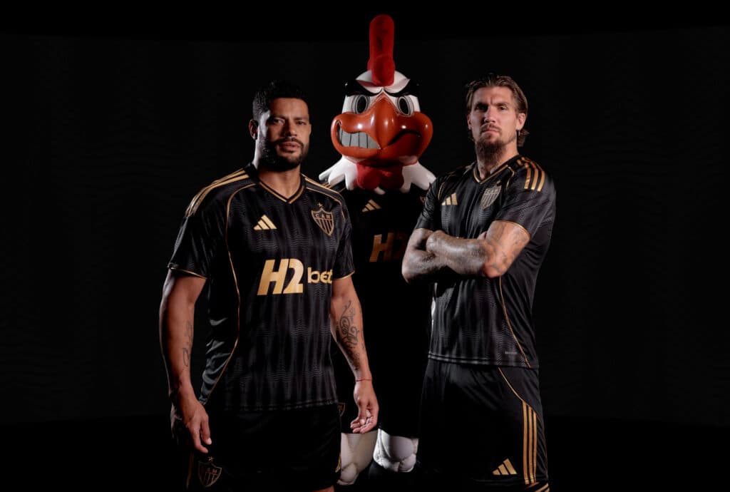 Atlético Mineiro lança terceira camisa com referências ao Galo