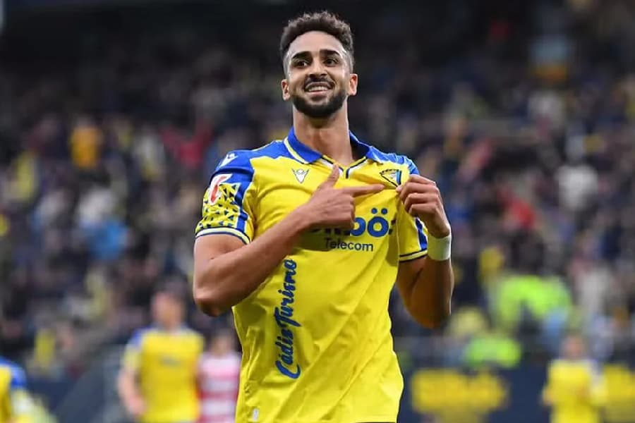 Quem é Chris Ramos, novo centroavante do Botafogo