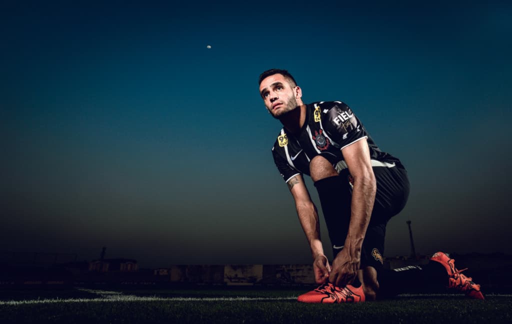 Renato Augusto, jogador do Corinthians no CT do Clube.