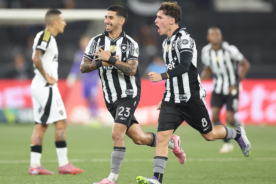 Botafogo é heroico, vence Atlético-MG e se firma no G-5