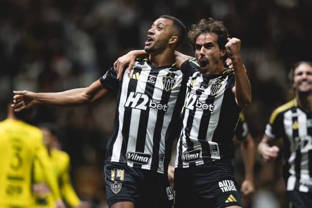 Atlético-MG, com um a menos, segura vitória heroica contra Mirassol