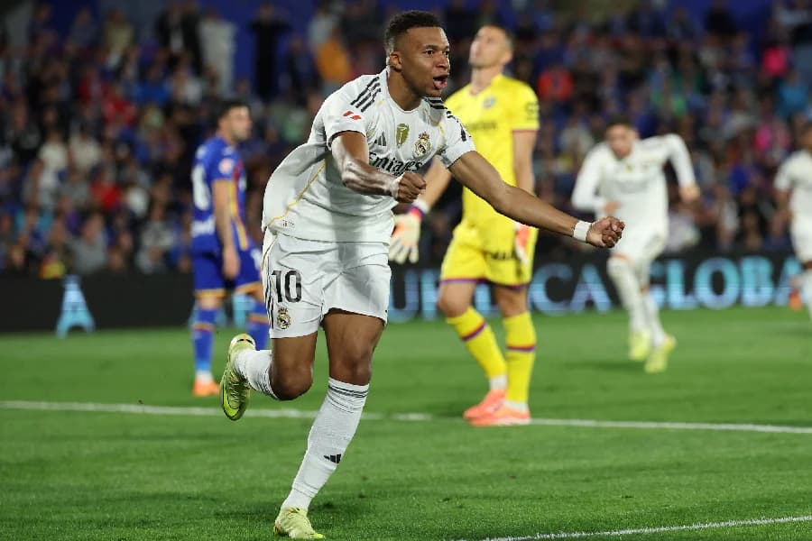 Mbappé tem melhor início de temporada da carreira; números