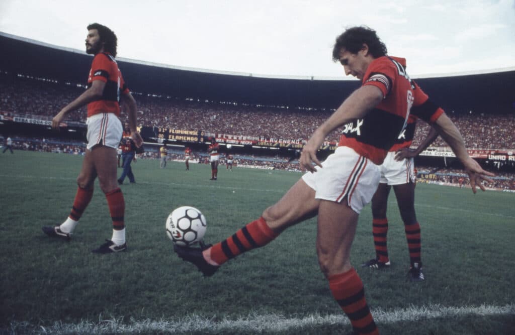 Sócrates e Zico no Fla-Flu em 1986 - Ricardo Beliel/PLACAR