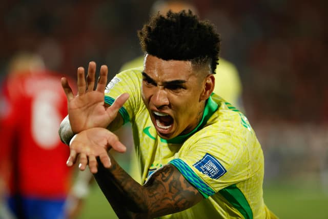 Ancelotti indica disputa por centroavante na seleção para Copa: ‘Alguém forte’