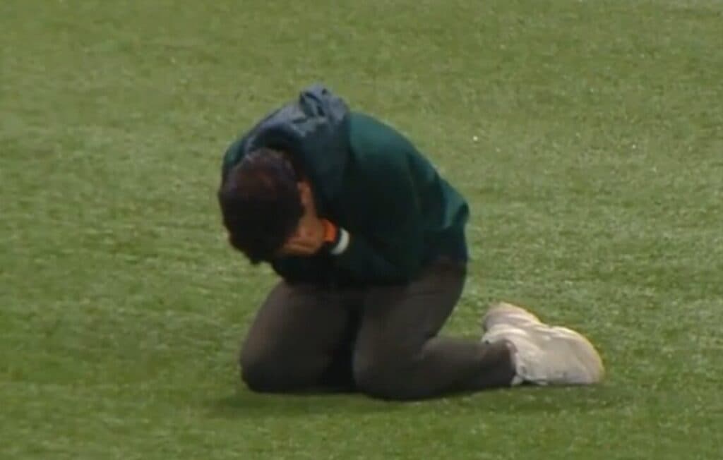 Abel ‘sai do personagem’, chora e é abraçado por Leila após virada