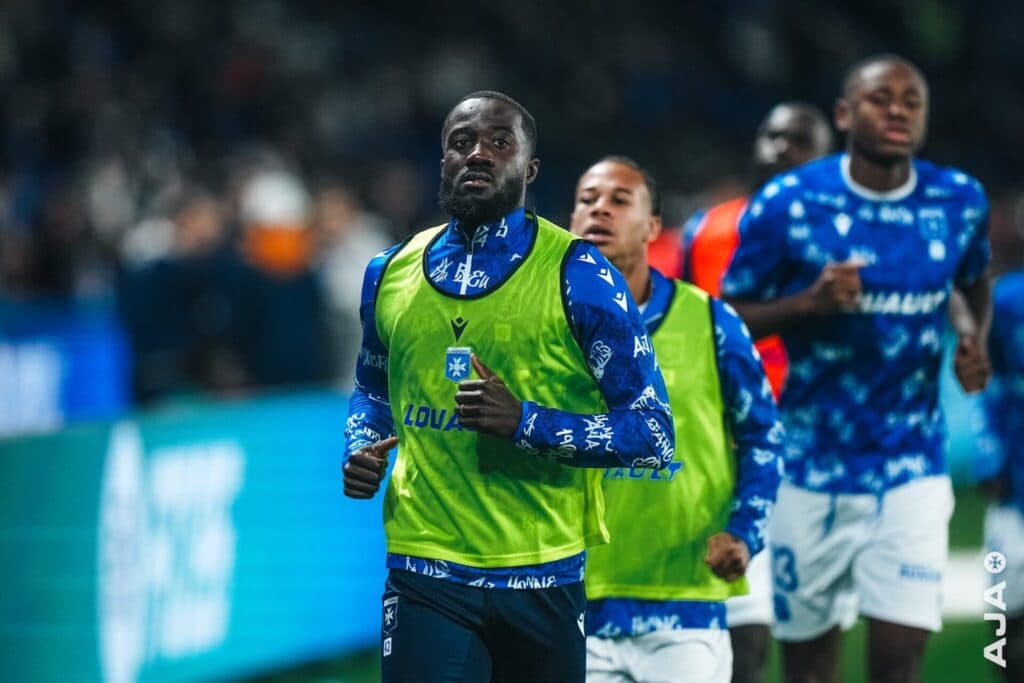 Auxerre x Lens: onde assistir, horário e escalações pelo Francês