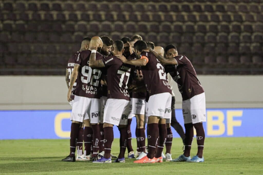 Ferroviária x Chapecoense: onde assistir, horário e escalações pela Série B