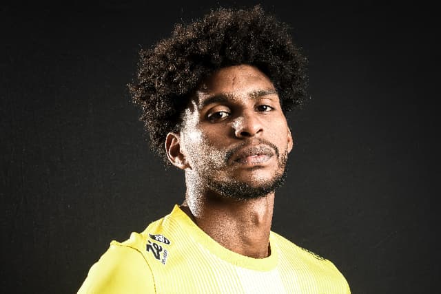 Hugo Souza, goleiro do Corinthians, interessa ao Milan