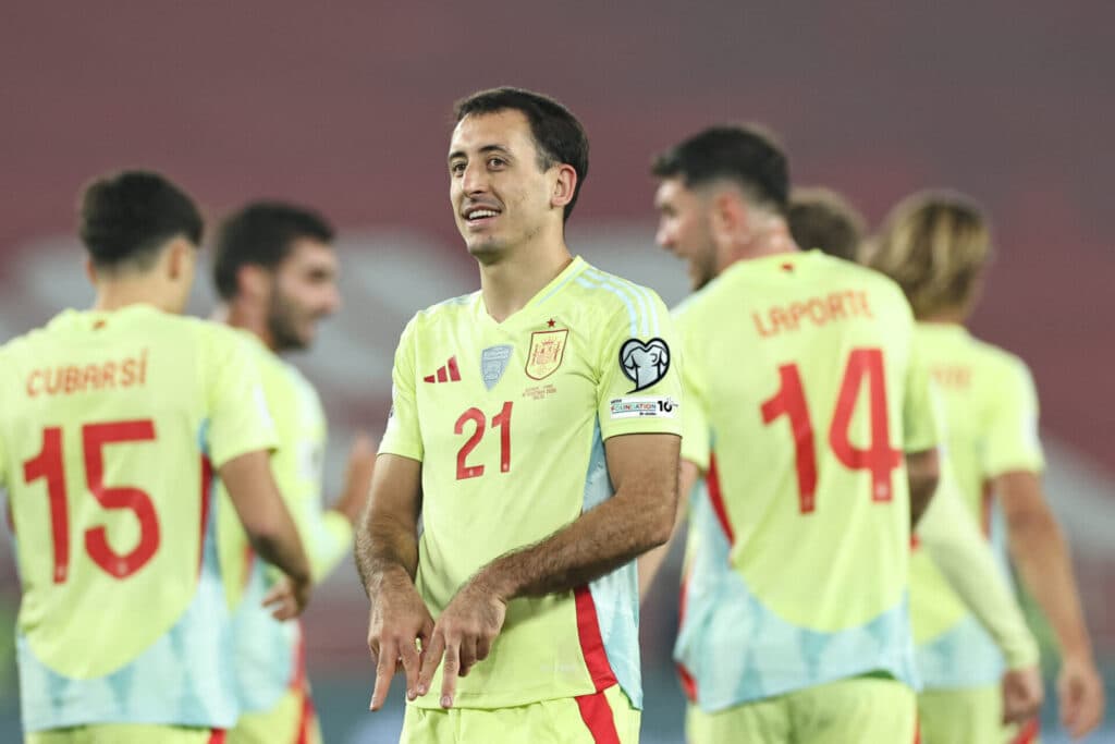 Em jogo eletrizante, Espanha busca empate com a Turquia e vai à Copa