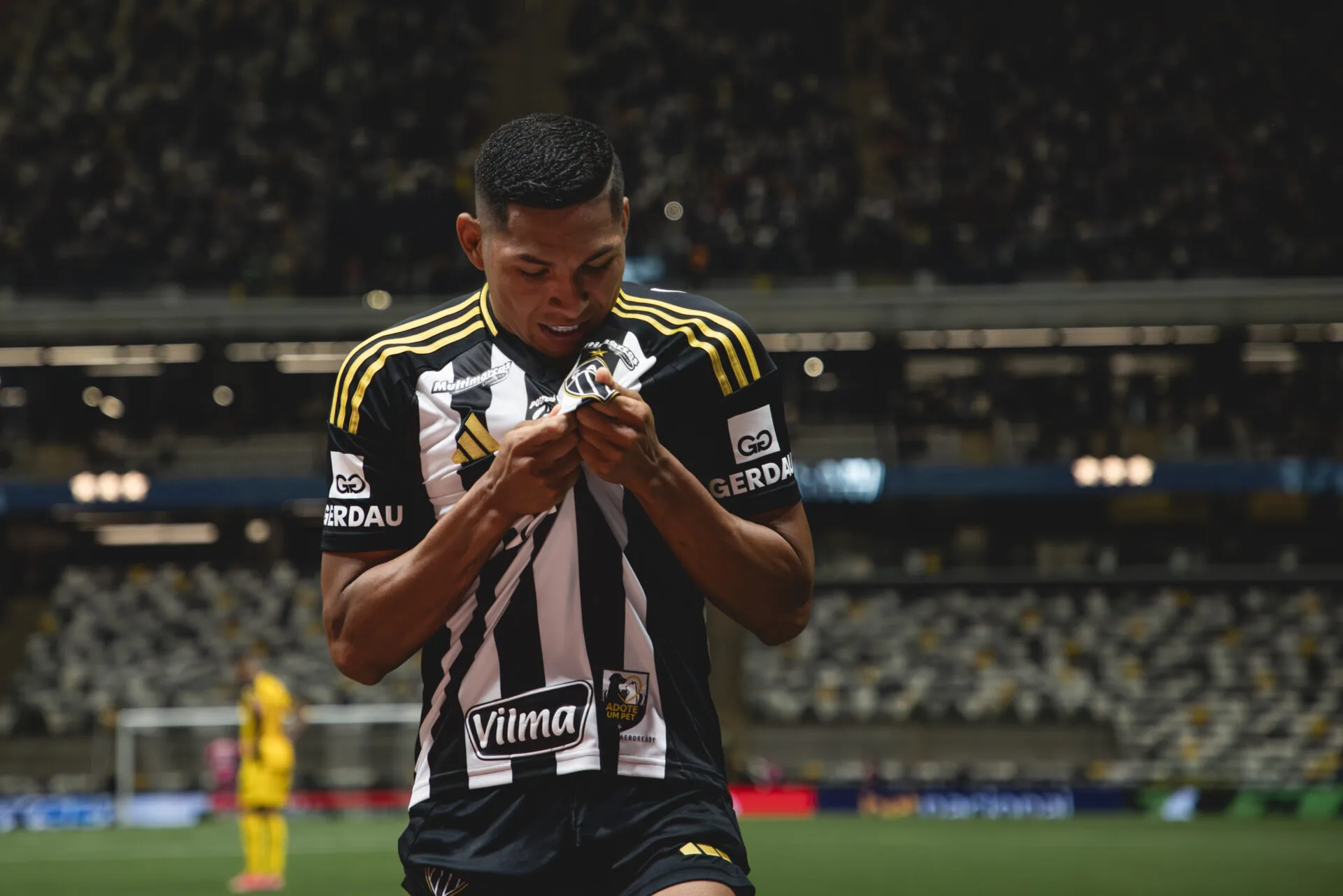 Rony pode ser 1º brasileiro bicampeão da Libertadores e Sul-Americana