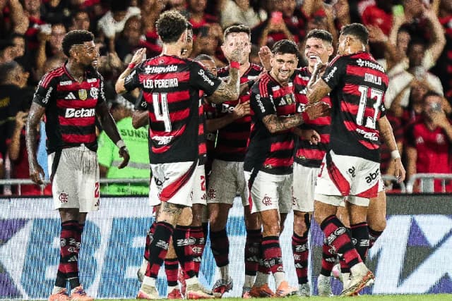 Ferj estuda fazer jogo do Campeonato Carioca nos EUA