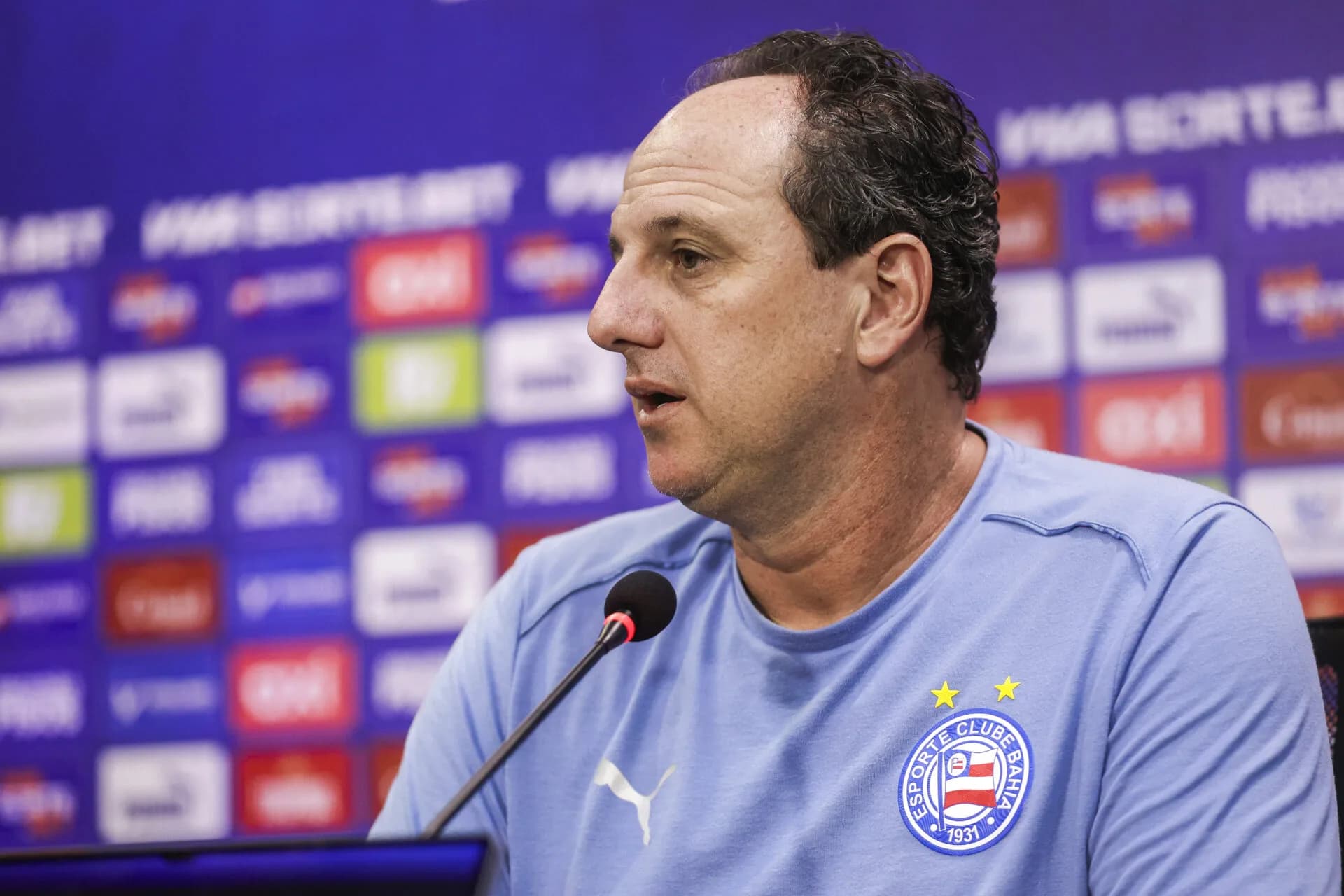 Ceni critica postura de técnicos e jogadores, mas diz que ‘VAR faz muita m…’