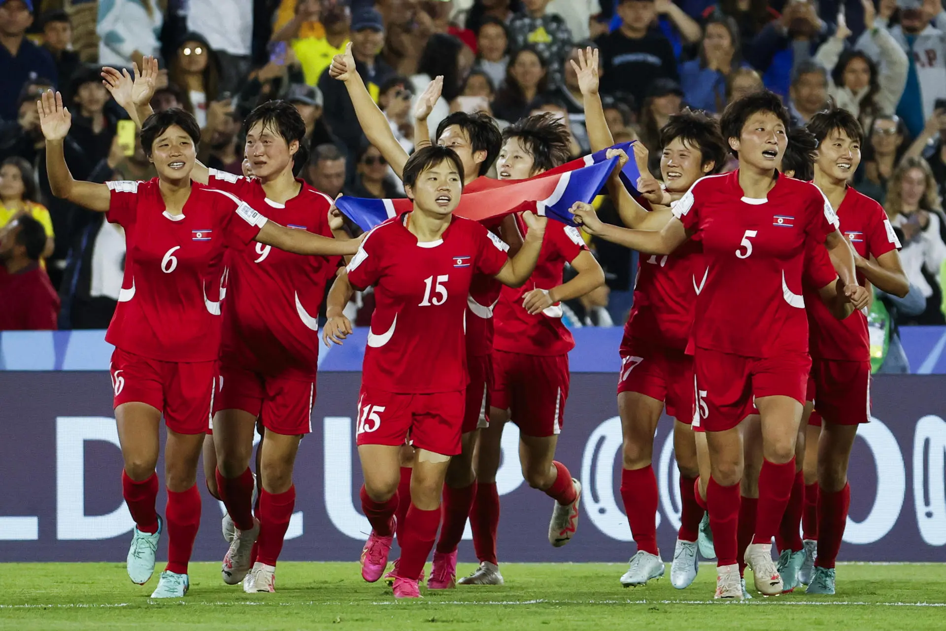 Futebol feminino: time da Coreia do Norte jogará torneio na Coreia do Sul