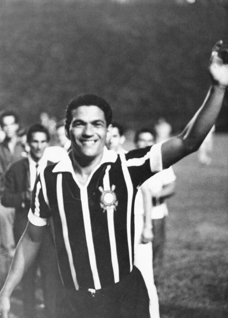 Garrincha, durante passagem pelo Corinthians, em 1966 -