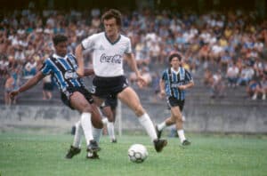 Dorival, nos tempos de ‘Júnior’: fotos de sua carreira como jogador