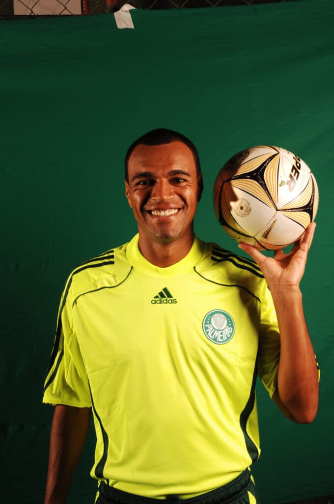 Denílson, jogador do Palmeiras - (Alexandre Battibugli/PLACAR)