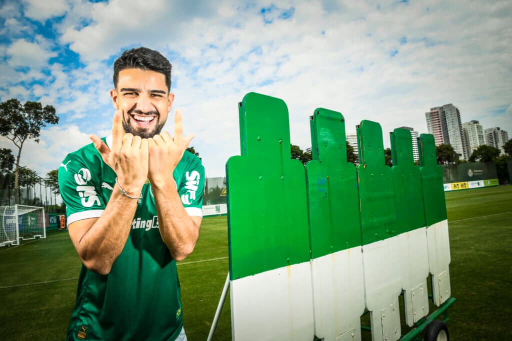 Flaco López: as metas no papel e a ‘dificuldade’ de jogar com Messi