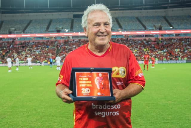 Zico relembra 1986 e dá dica para Neymar sobre convocação