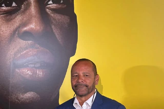 Pai de Neymar desconversa sobre lesão: ‘Imprensa sabe mais que o meu filho’