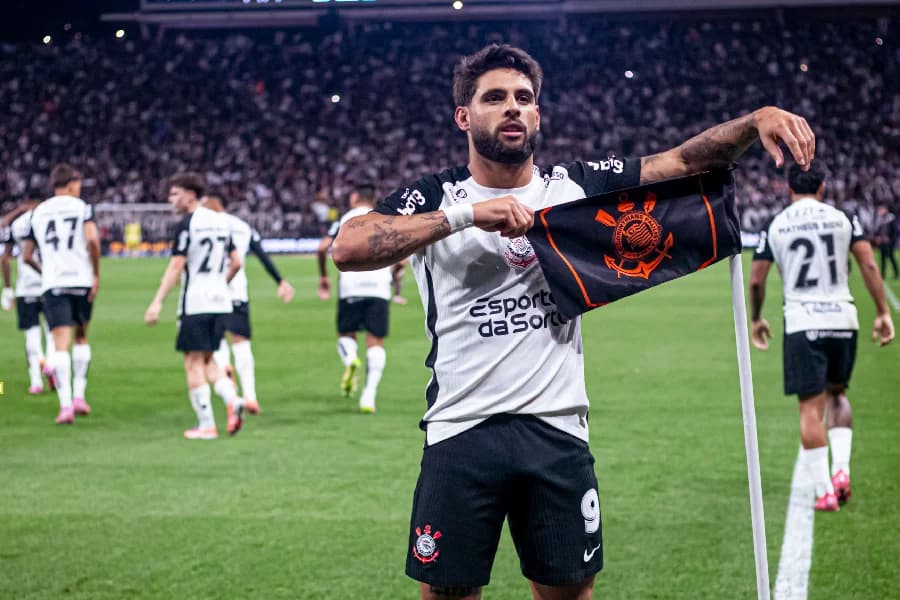 Yuri Alberto se torna o 3º maior artilheiro do Corinthians na história do Brasileirão