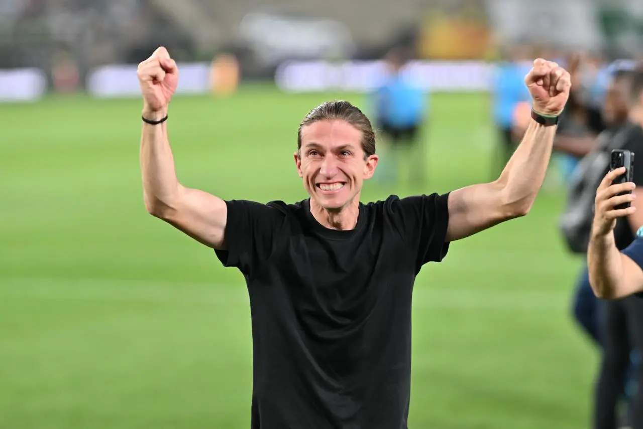 Lista: Filipe Luís é o 9º campeão da Libertadores como jogador e técnico