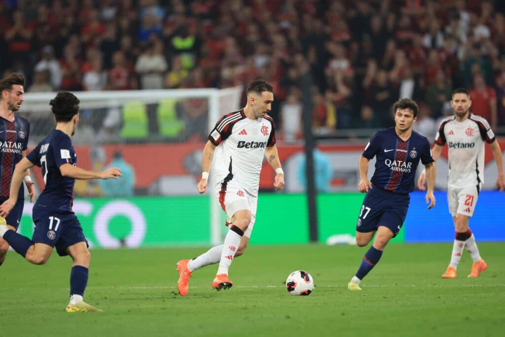 PSG e Flamengo na final da Copa Intercontinental - Pier Giavelli/PLACAR