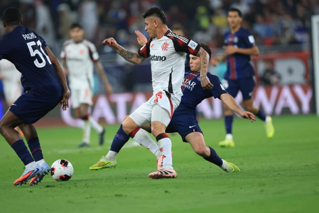 PSG e Flamengo na final da Copa Intercontinental - Pier Giavelli/PLACAR
