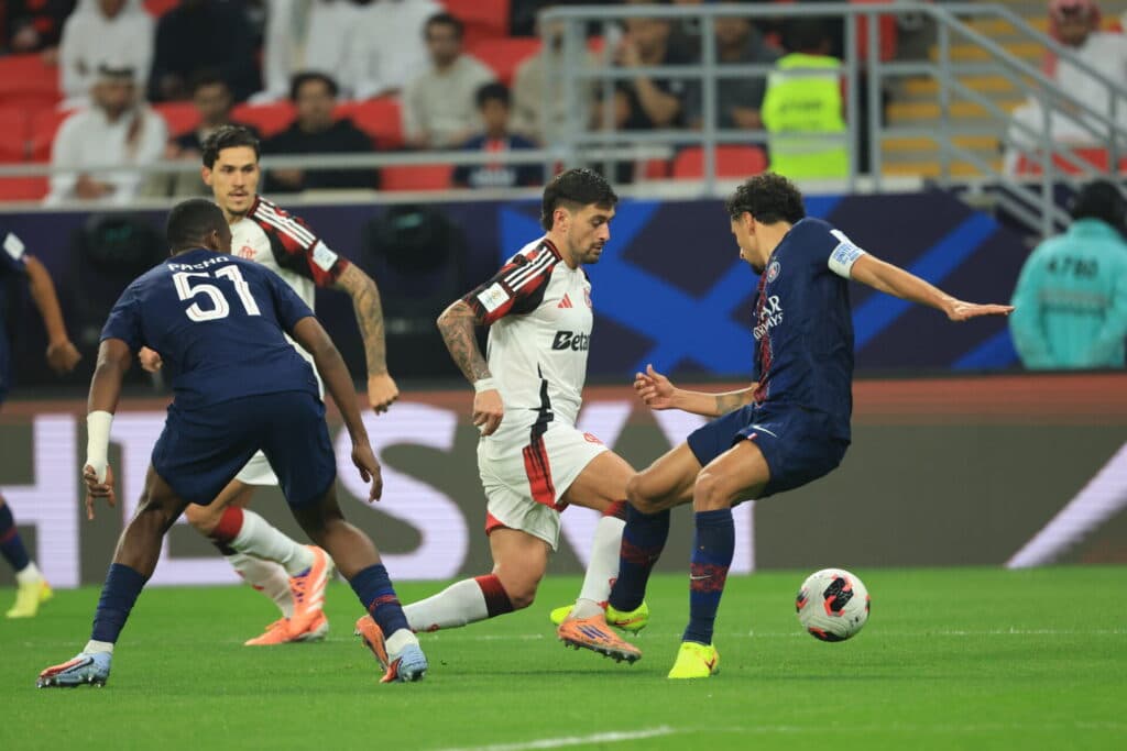 PSG e Flamengo na final da Copa Intercontinental - Pier Giavelli/PLACAR