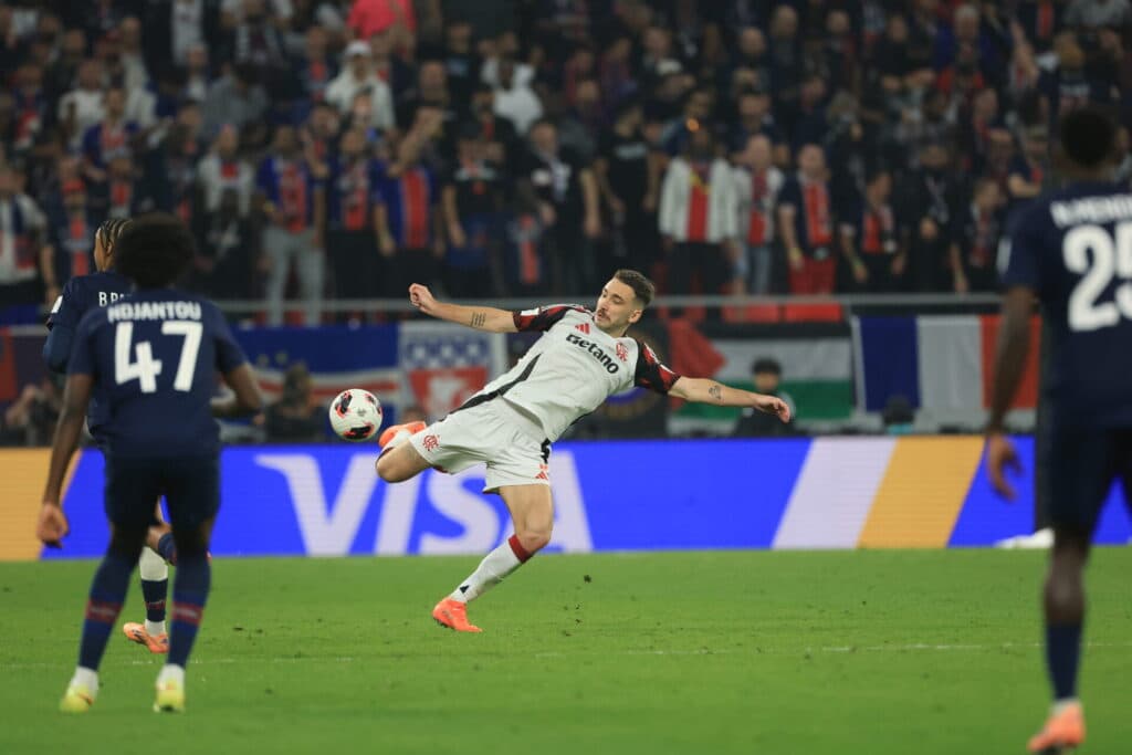 PSG e Flamengo na final da Copa Intercontinental - Pier Giavelli/PLACAR