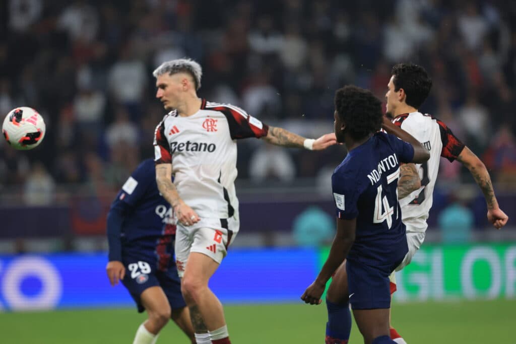 PSG e Flamengo na final da Copa Intercontinental - Pier Giavelli/PLACAR