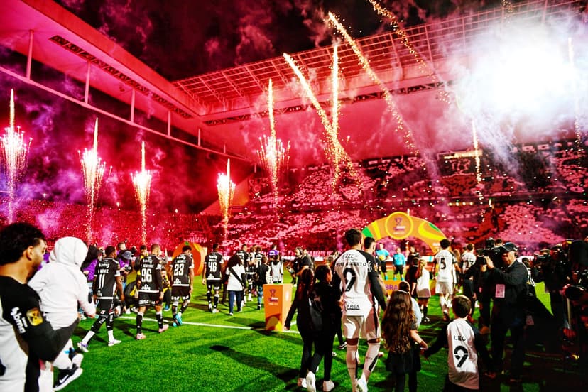Corinthians x Vasco fazem primeiro jogo da final da Copa do Brasil - Alexandre Battibugli/PLACAR