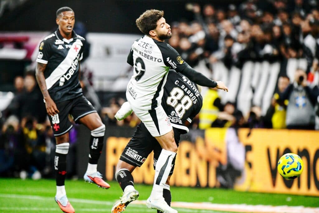 Corintihans e Vasco têm gols anulados e ficam no zero no jogo de ida da final