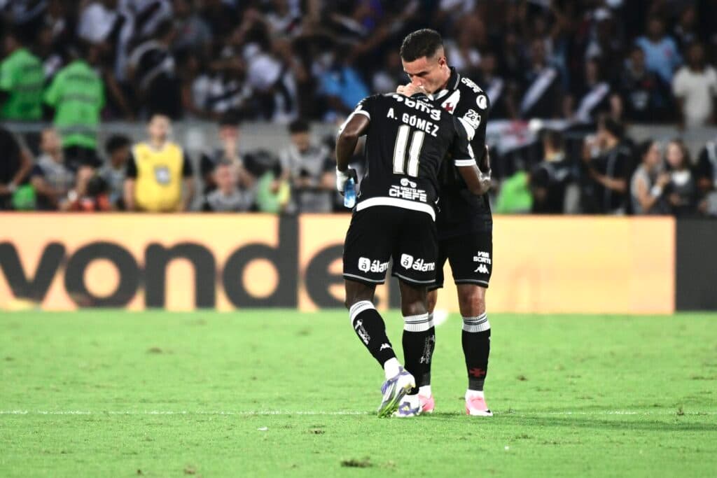 Vasco x Corinthians no jogo de volta da final da Copa do Brasil 2025 - Alexandre Battibugli/PLACAR